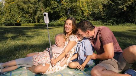 Insta360 X4 Air Starter Bundle | najlżejsza kamera 8K 360° zestaw startowy