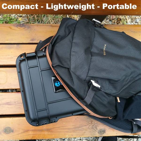 A set with an Insta360 X3 camera in a professional dust and waterproof case